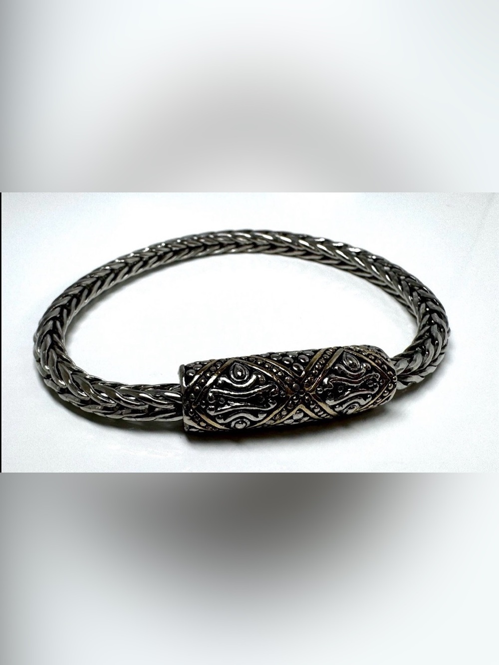 Silver Tone Wheat Chain Bangle Bracelet, Ornate Barrel Accent, 8 in #1513